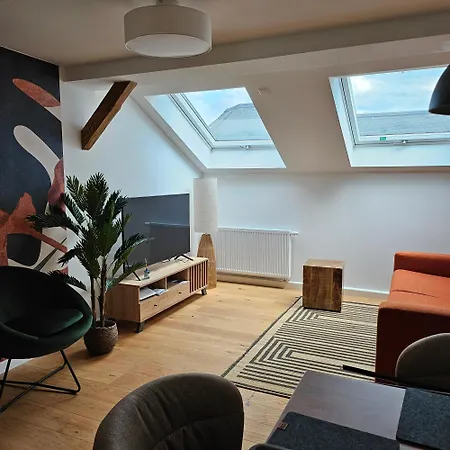 Apartment Maremar - Aussicht Ueber - 2 Schlafzimmer - Luxus Boxspringbett - Kueche - Arbeitsplaetze - Highspeed Wlan Gera