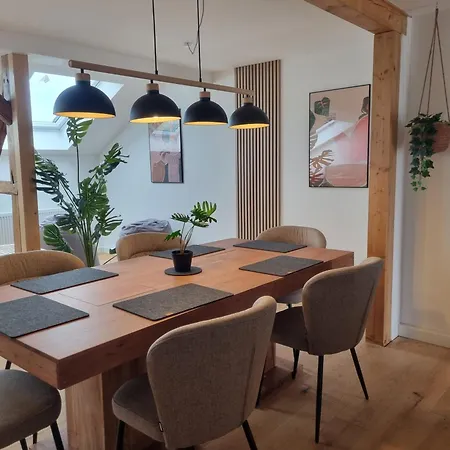 Maremar - Aussicht Ueber - 2 Schlafzimmer - Luxus Boxspringbett - Kueche - Arbeitsplaetze - Highspeed Wlan Gera