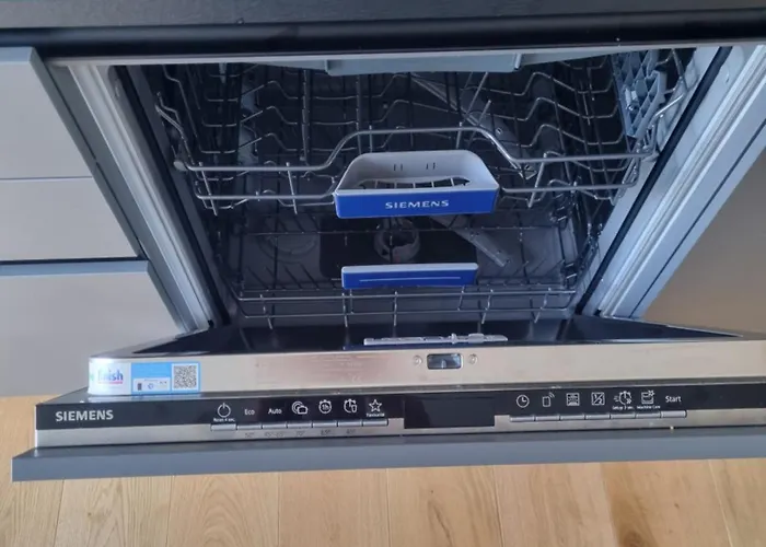 Апартаменты Maremar - Am Ferberturm - Luxus Boxspringbett - Kueche - Arbeitsplatz - Wlan *