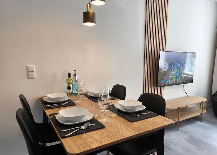 Maremar - Am Ferberturm - Luxus Boxspringbett - Kueche - Arbeitsplatz - Wlan *